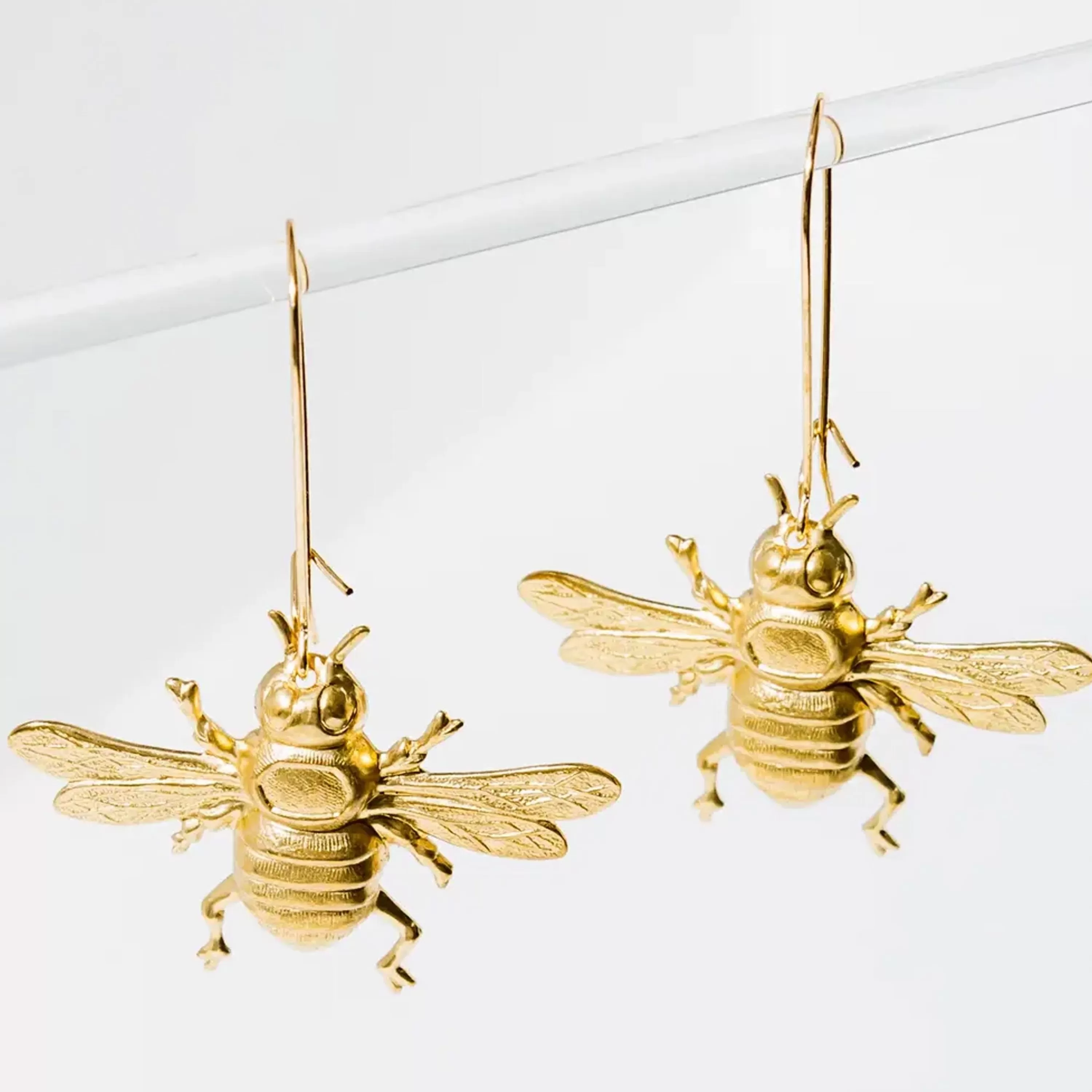 Best Sale Larissa Loden Bee Earrings Brass