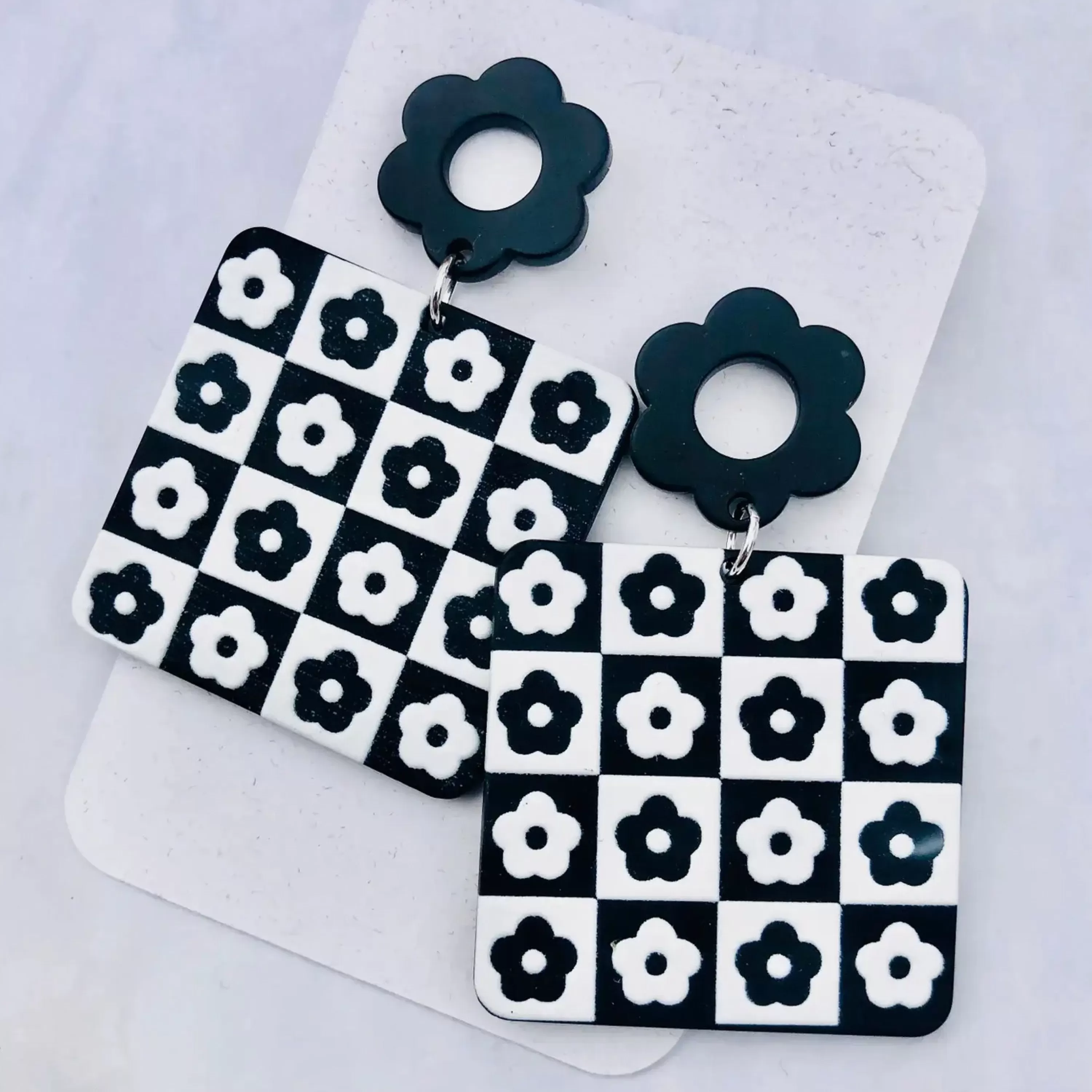 Best Luster Flower Checkerboard Square Drops