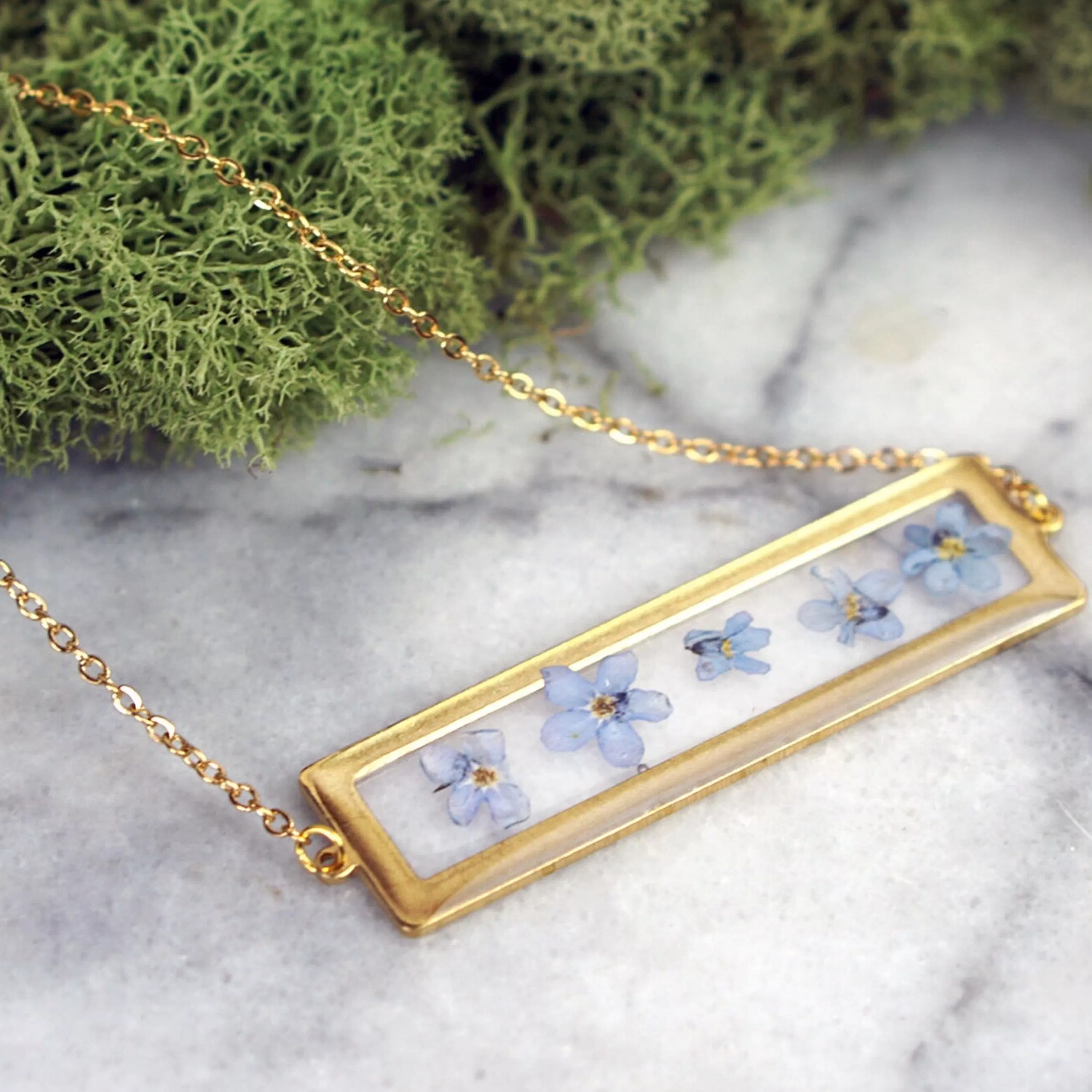 Fashion The Pretty Pickle Forget Me Not Bar Necklace