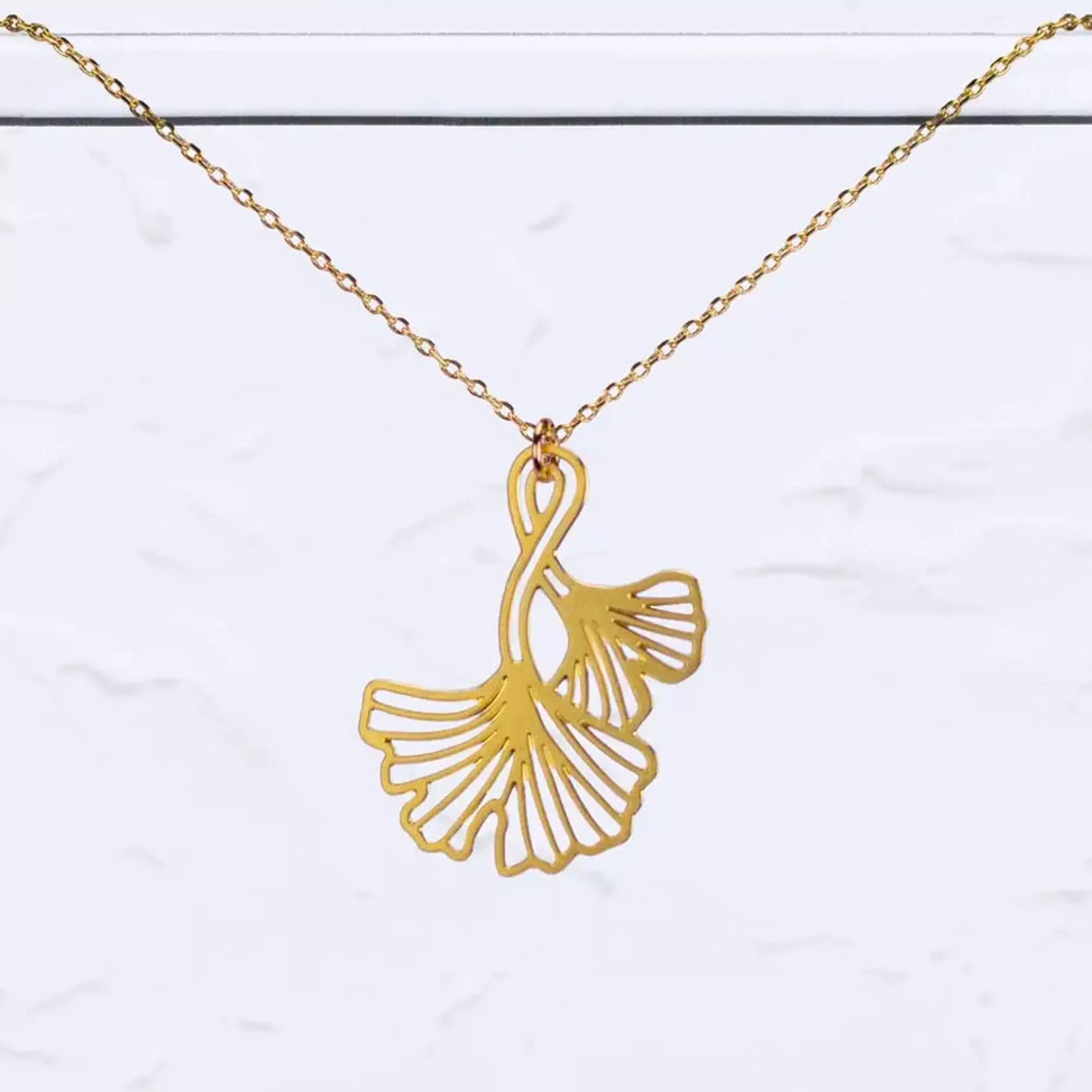 Best A Tea Leaf Jewelry Ginkgo Leaves Necklace Gold