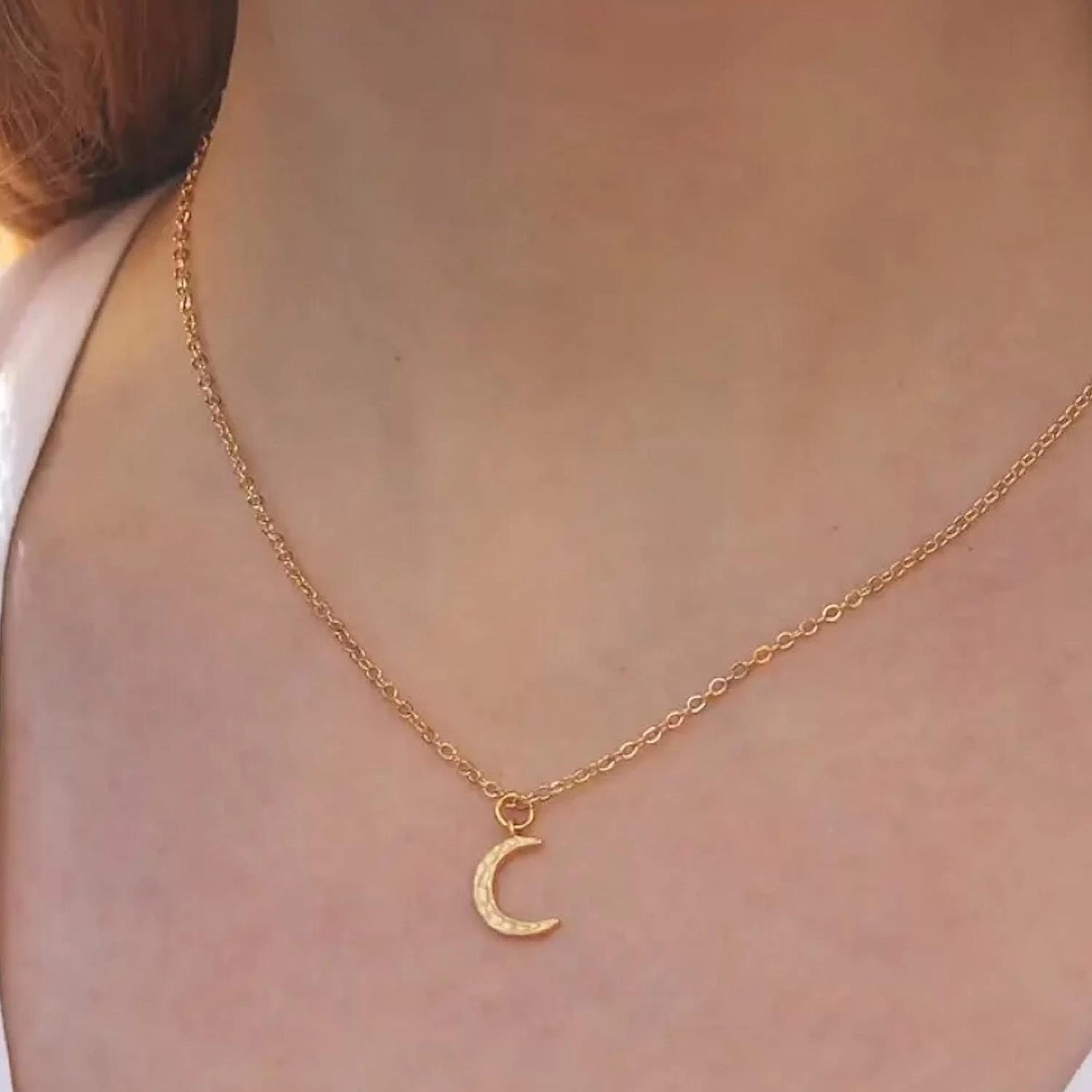 Fashion Vintage Acorn Hammered Crescent Moon Necklace