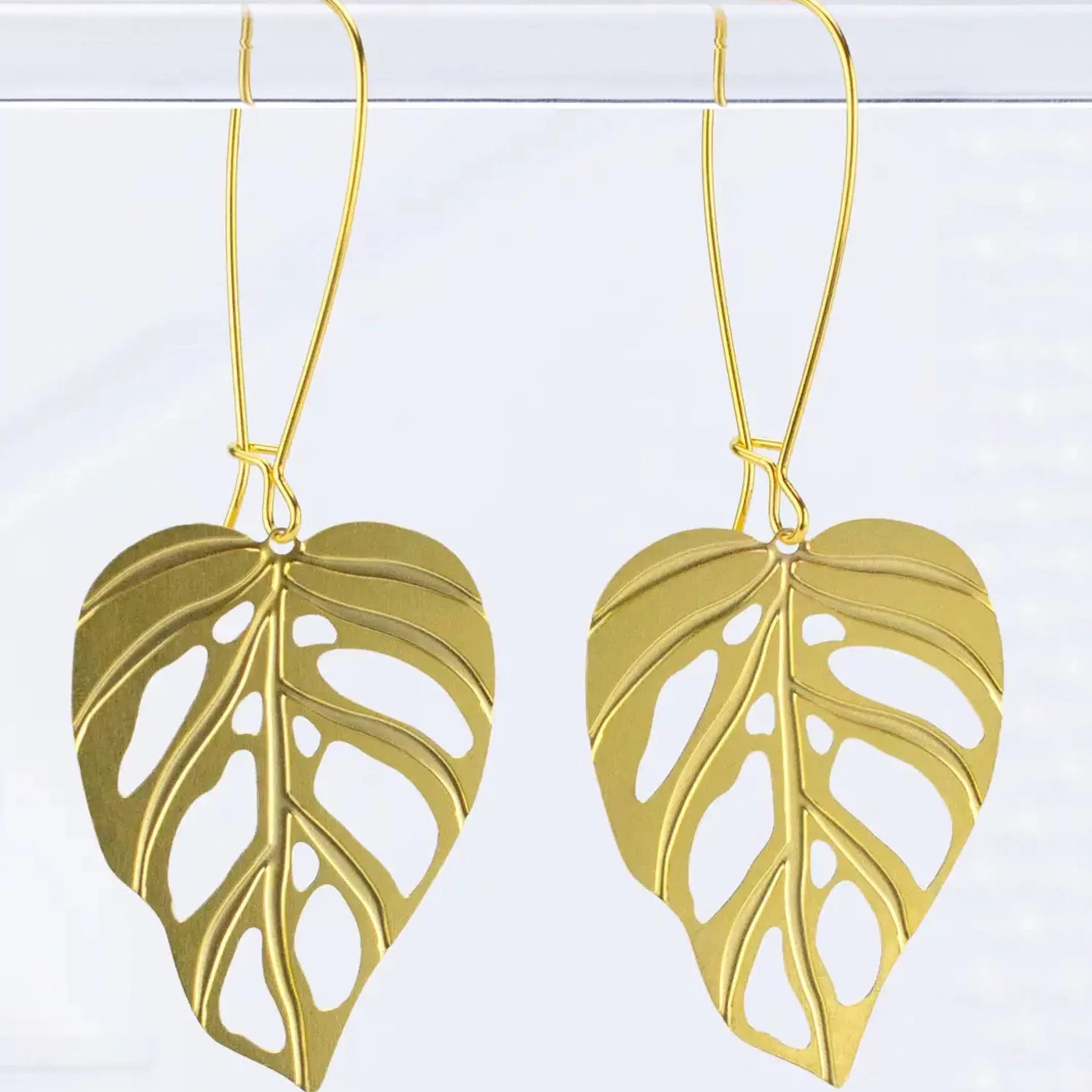 Clearance A Tea Leaf Jewelry Monstera Adansonii Earrings Gold