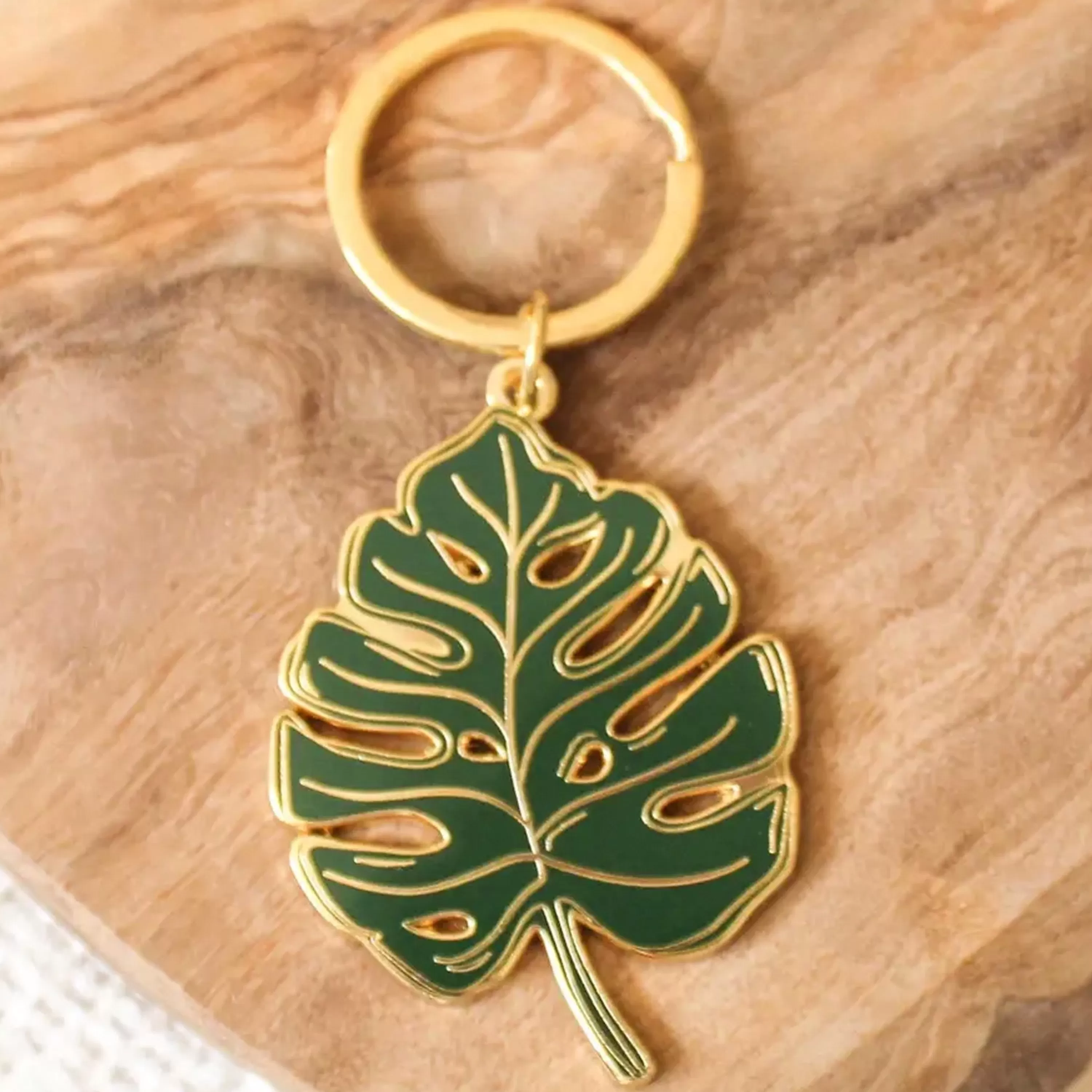 Clearance Elyse Breanne Design Monstera Leaf Keychain