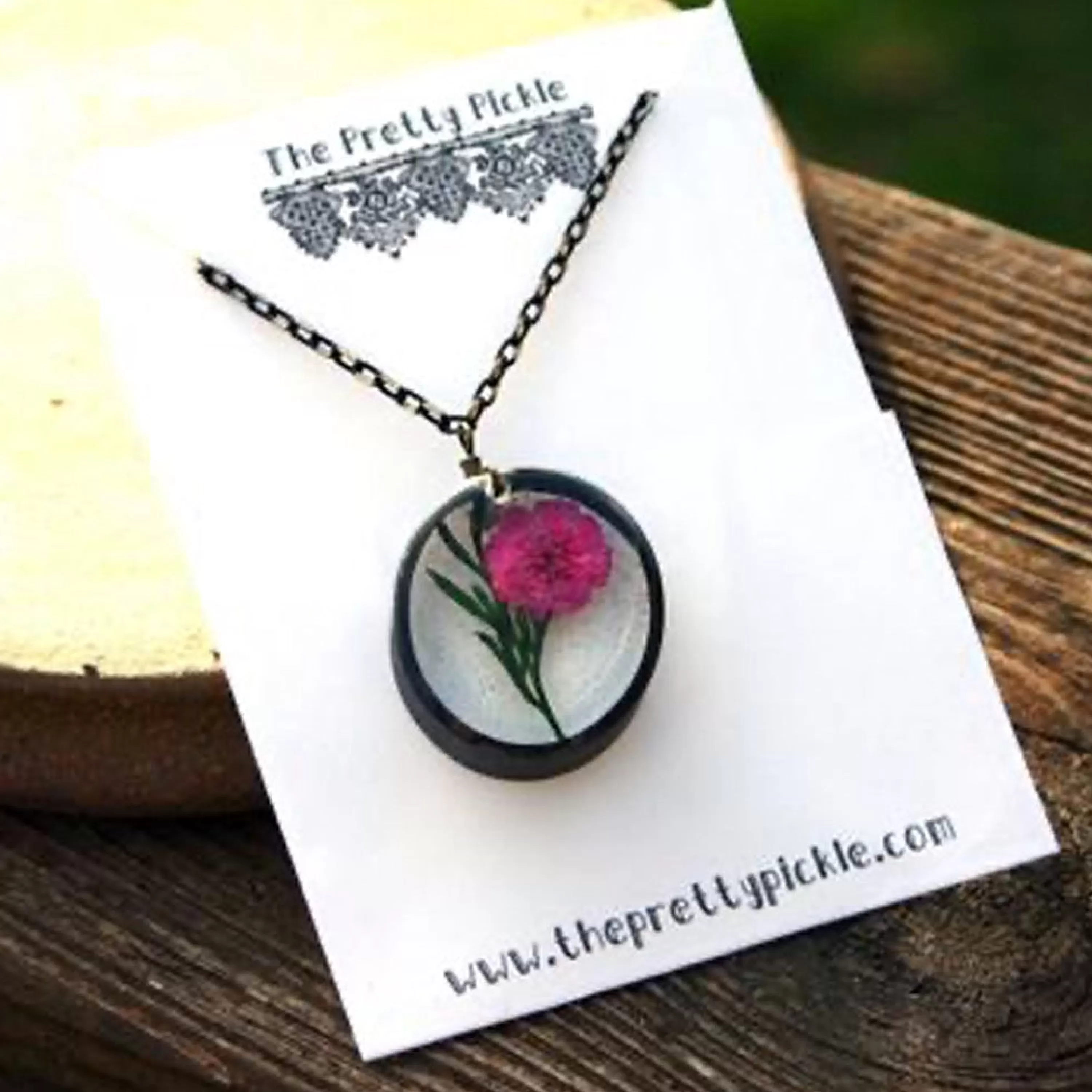 Sale The Pretty Pickle Pink Carnation And Green Fern Necklace