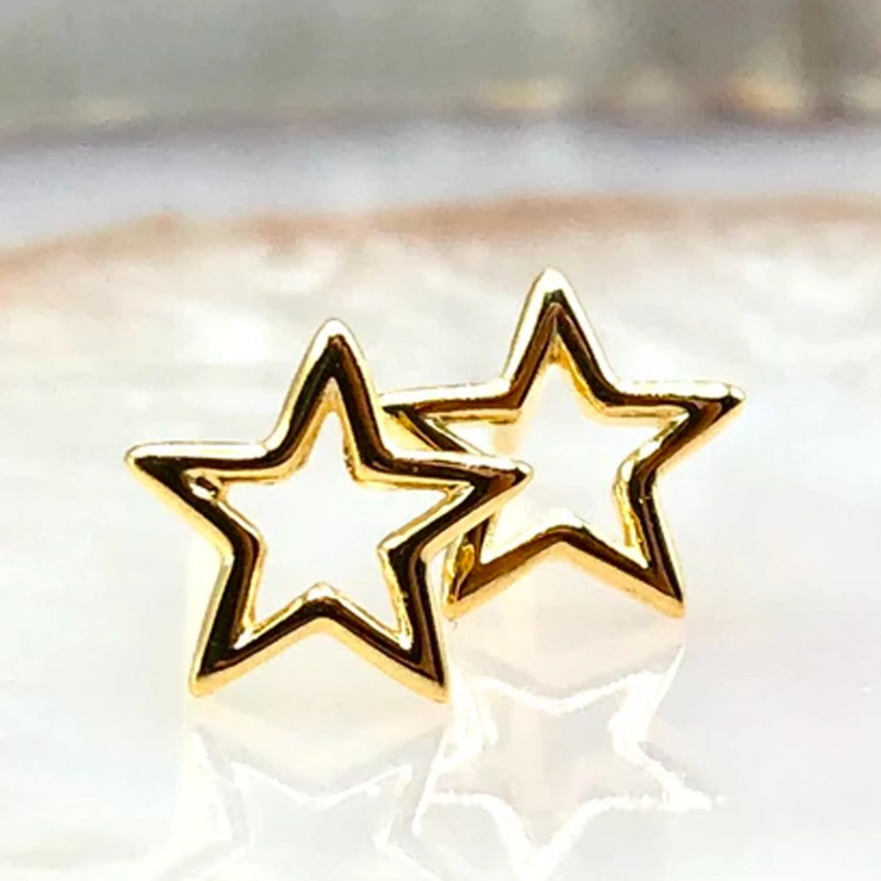 New Howling Dog Artisan Jewellery Stars Studs Gold Vermeil