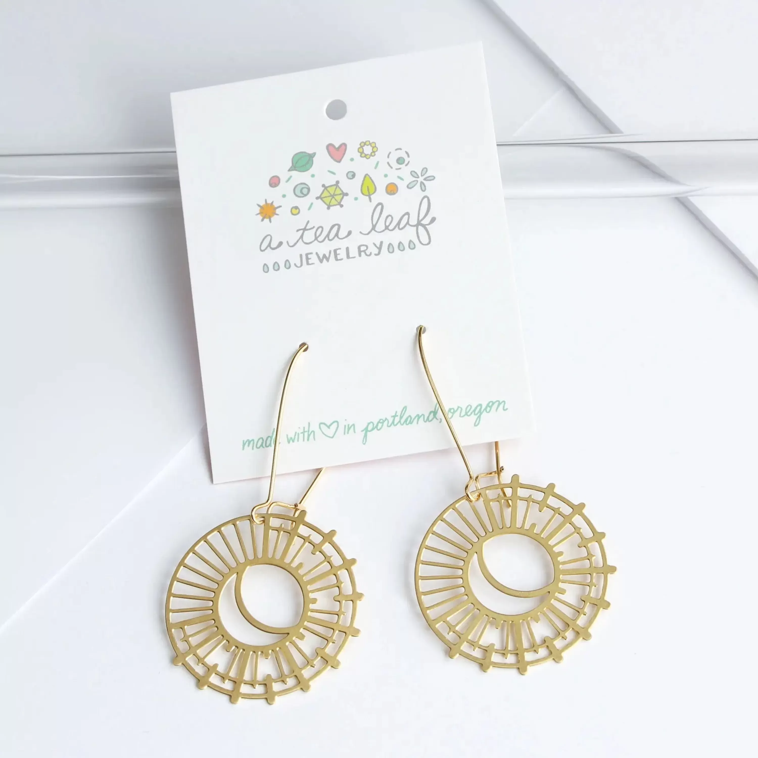 Outlet A Tea Leaf Jewelry Sun And Moon Earrings Gold